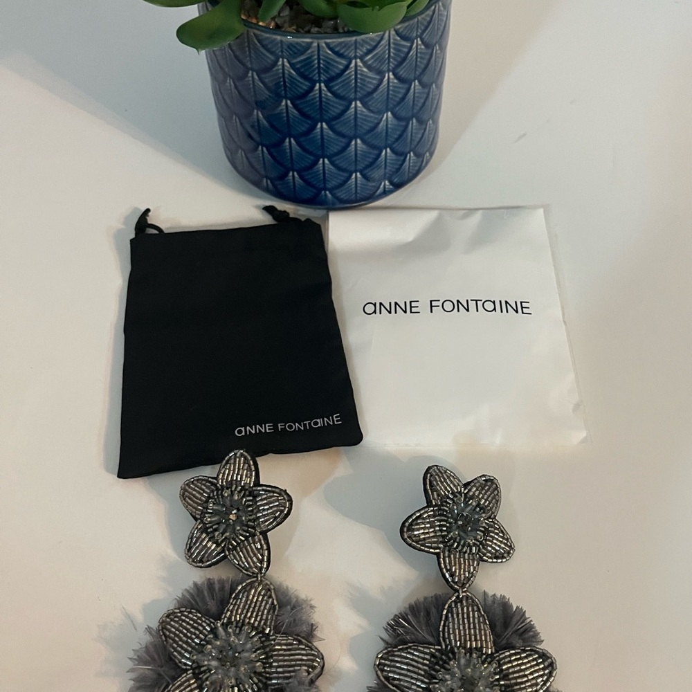 Anne Fontaine NAPITA, clip on‎ earrings, large statement, never worn, NWT